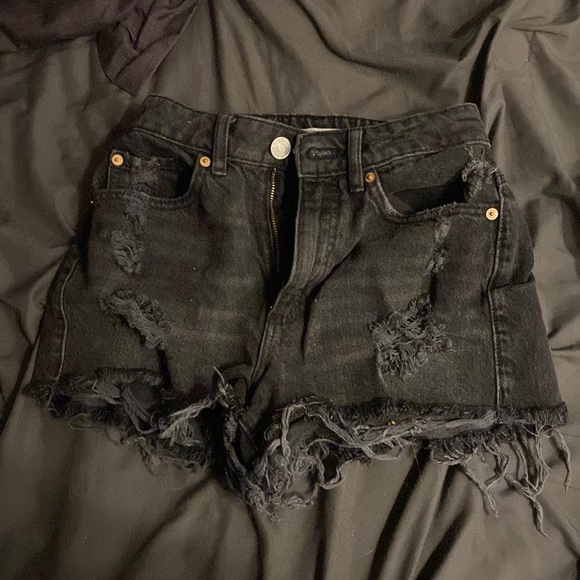 Garage Pants - Garage Ripped Jean Shorts